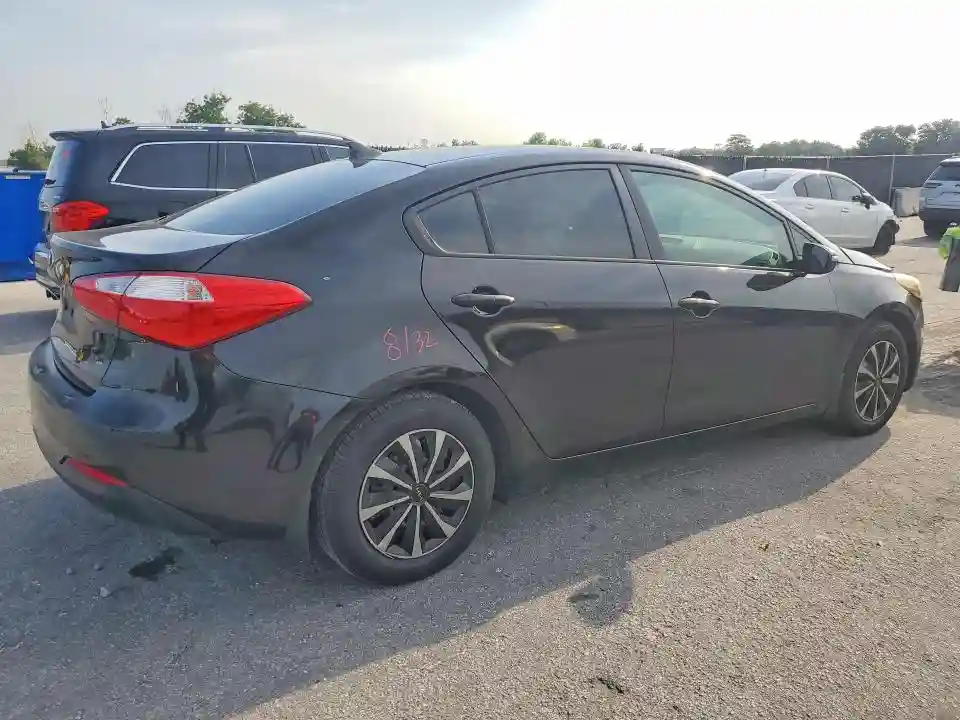 KNAFX4A64G5517103 2016 KIA FORTE-2