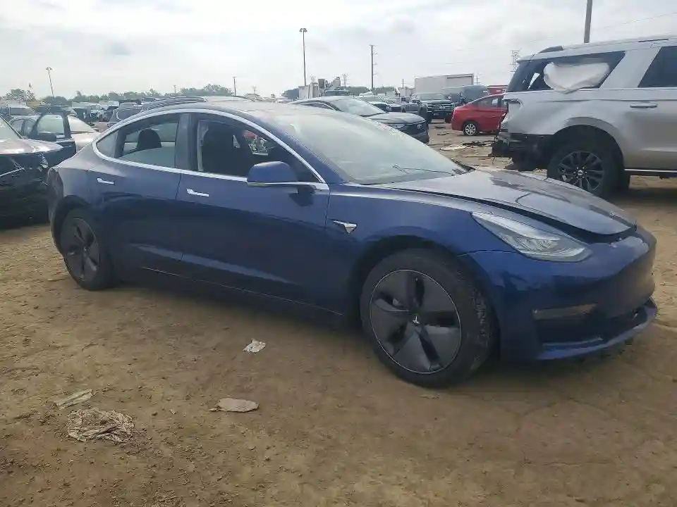 5YJ3E1EB6JF090272 2018 TESLA MODEL 3-3
