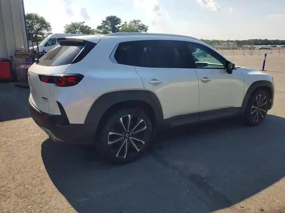7MMVABDY4RN220921 2024 MAZDA CX-50-2
