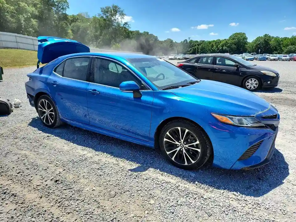 4T1B11HK3JU057462 2018 TOYOTA CAMRY-3