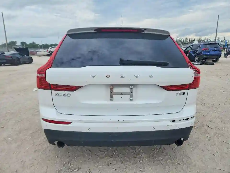 YV4102RK8M1793730 2021 VOLVO XC60-5