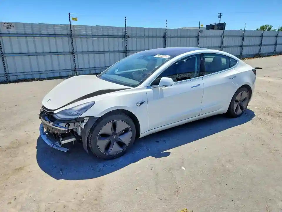 5YJ3E1EA0JF044573 2018 TESLA MODEL 3-0