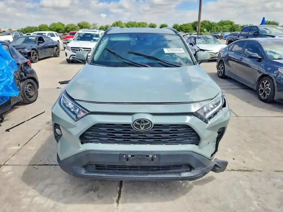 2T3C1RFV6MW119979 2021 TOYOTA RAV4-4