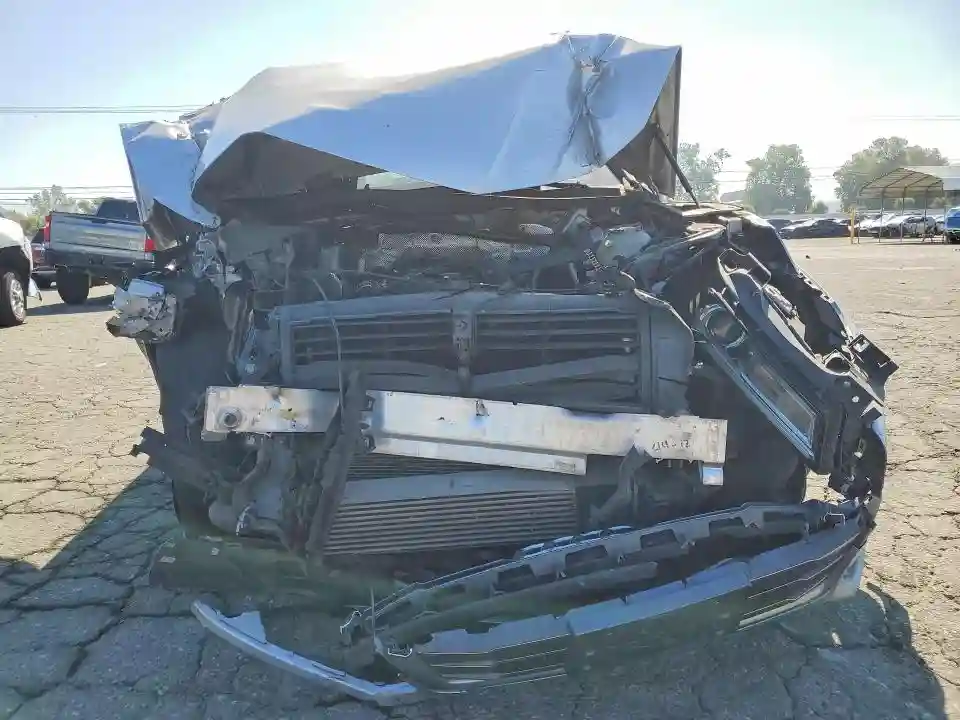 WA1ANAFY0J2039437 2018 AUDI Q5-4