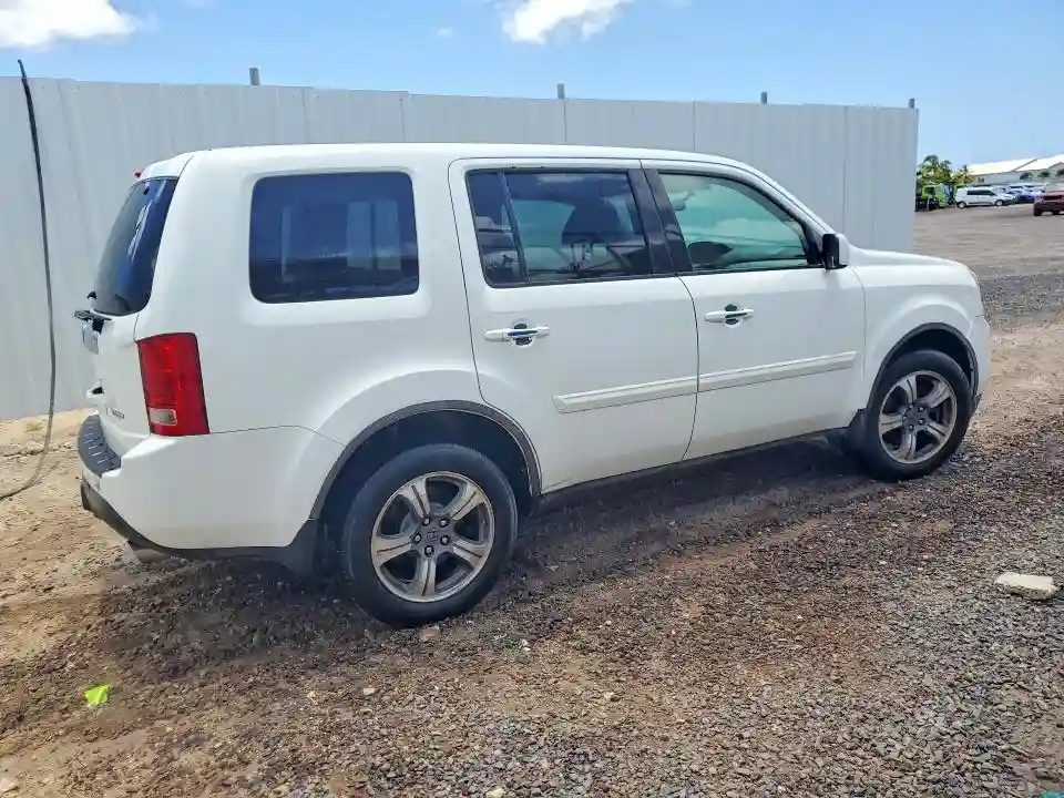 5FNYF3H3XFB009378 2015 HONDA PILOT-2
