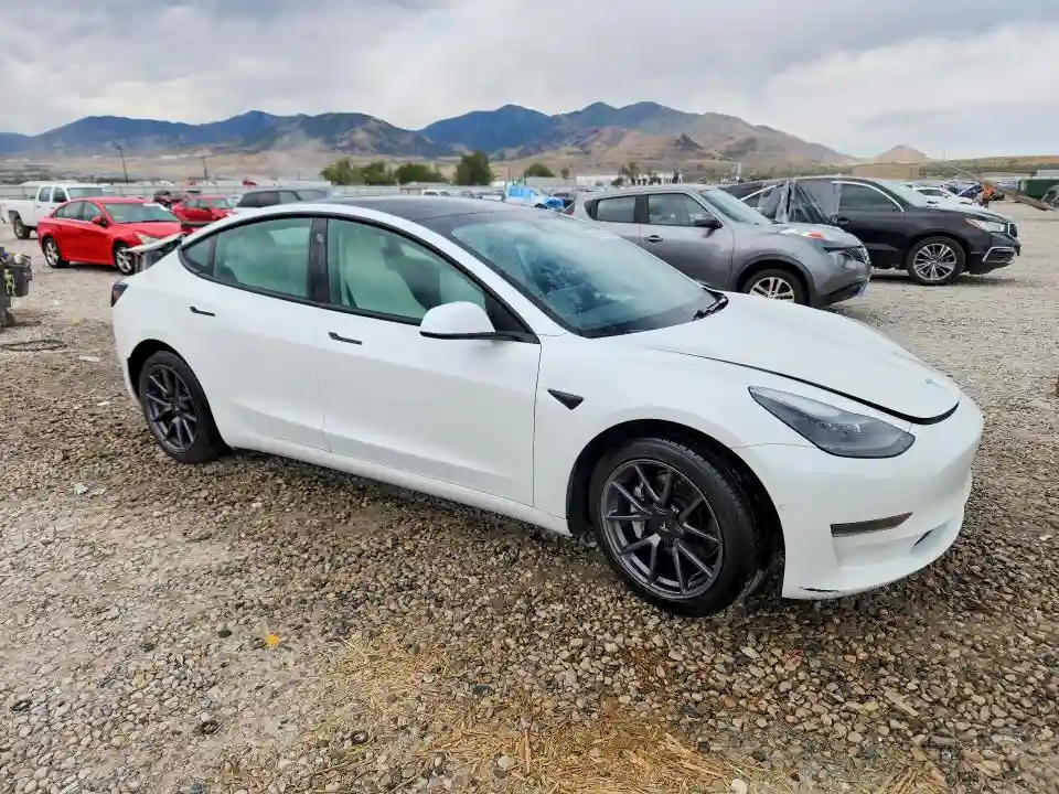 5YJ3E1EA8MF989887 2021 TESLA MODEL 3-3