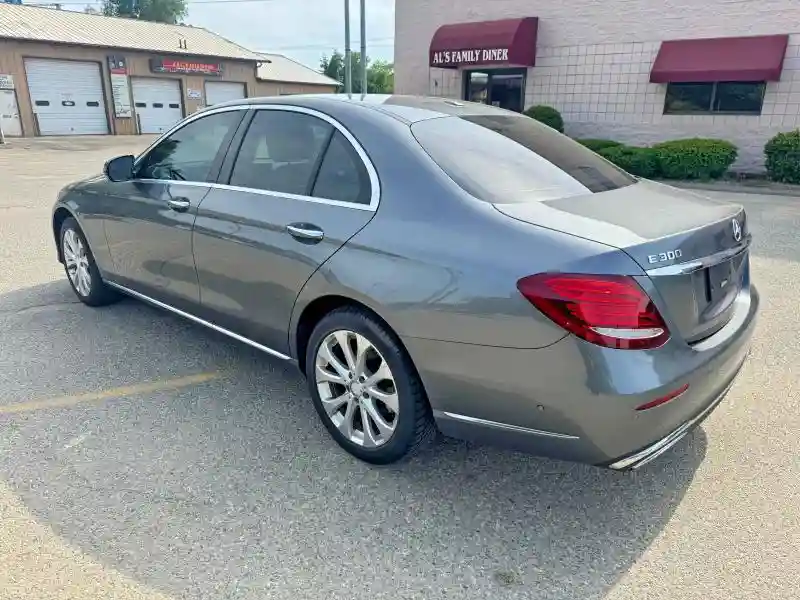 WDDZF4JB9HA118251 2017 MERCEDES-BENZ E-CLASS-3