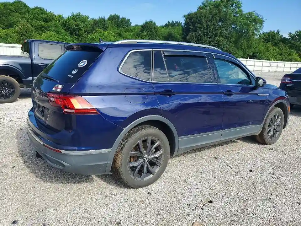 3VV3B7AX2NM064607 2022 VOLKSWAGEN TIGUAN-2