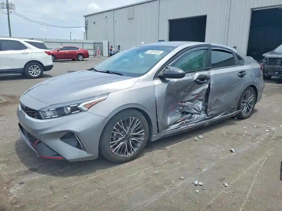 3KPF54AD6RE771085 2024 KIA FORTE-0