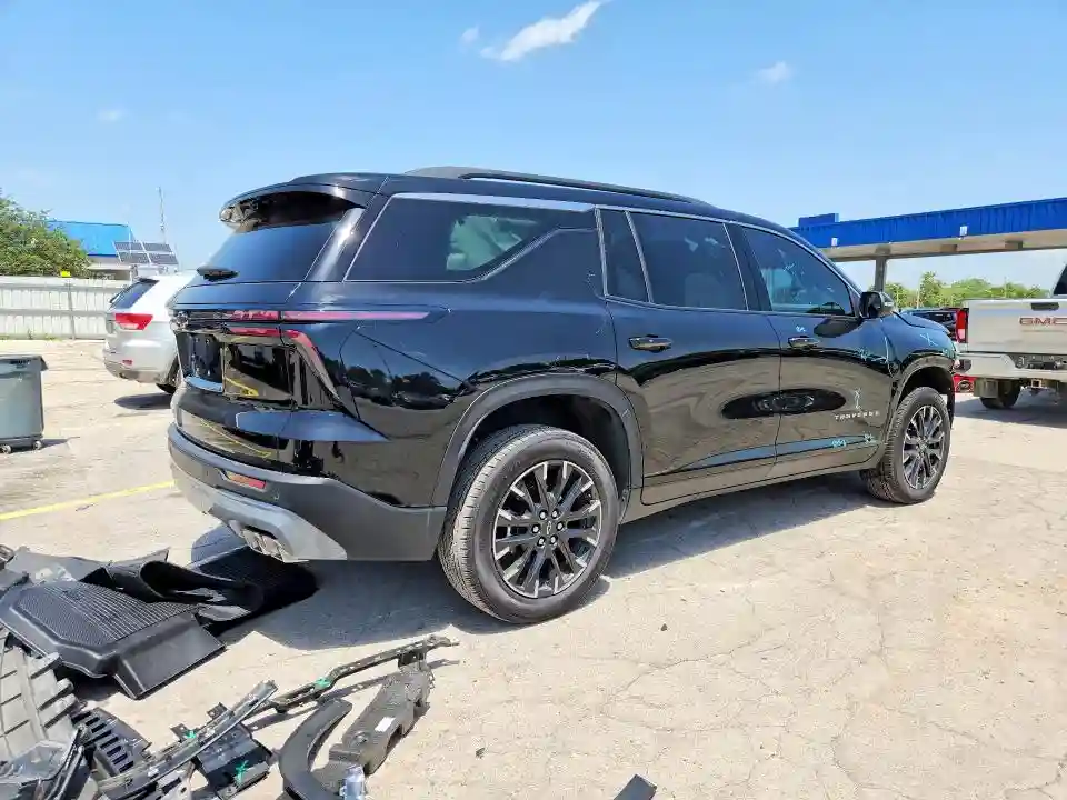 1GNEVGKS5TJ209058 2026 CHEVROLET TRAVERSE-2