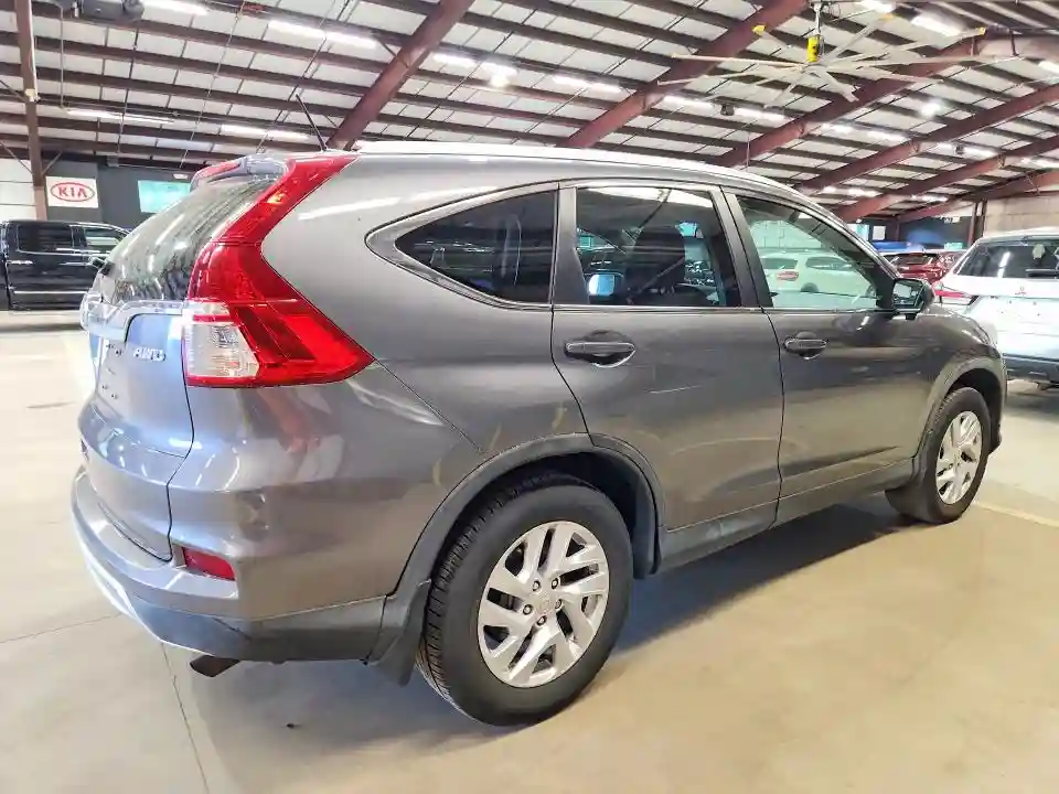 2HKRM4H72FH643076 2015 HONDA CRV-2