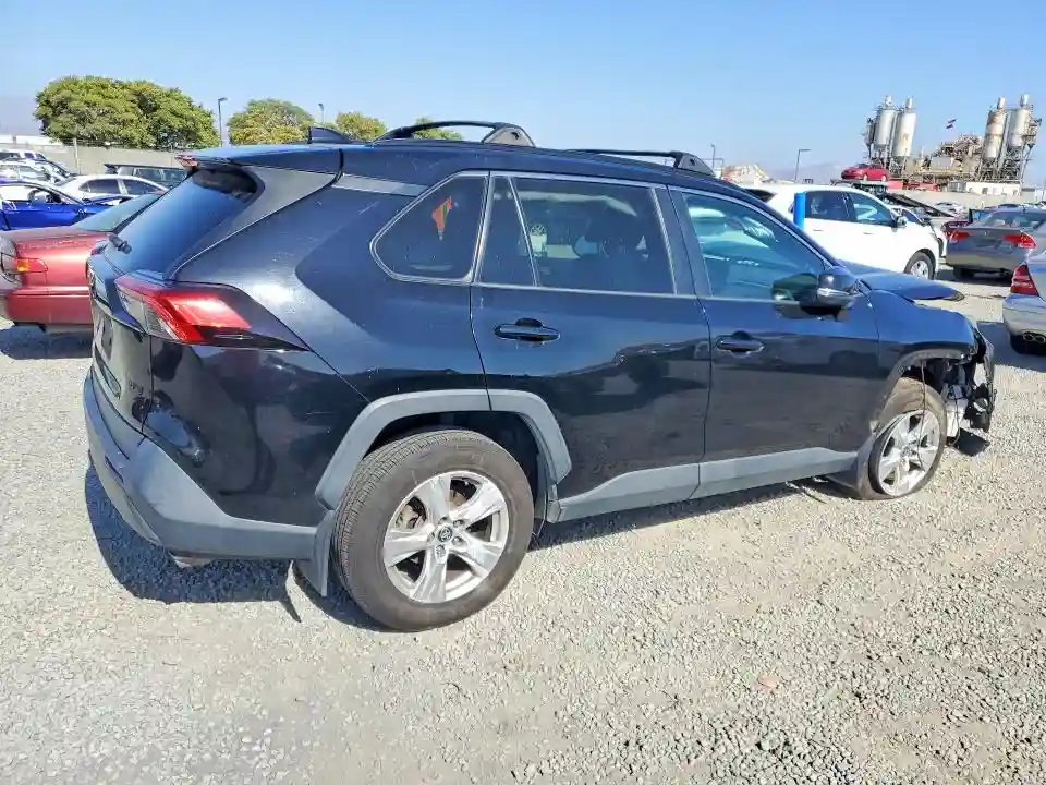 2T3W1RFV4MC150081 2021 TOYOTA RAV4-2