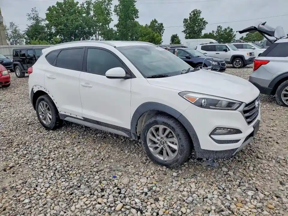 KM8J3CA44JU764924 2018 HYUNDAI TUCSON-3