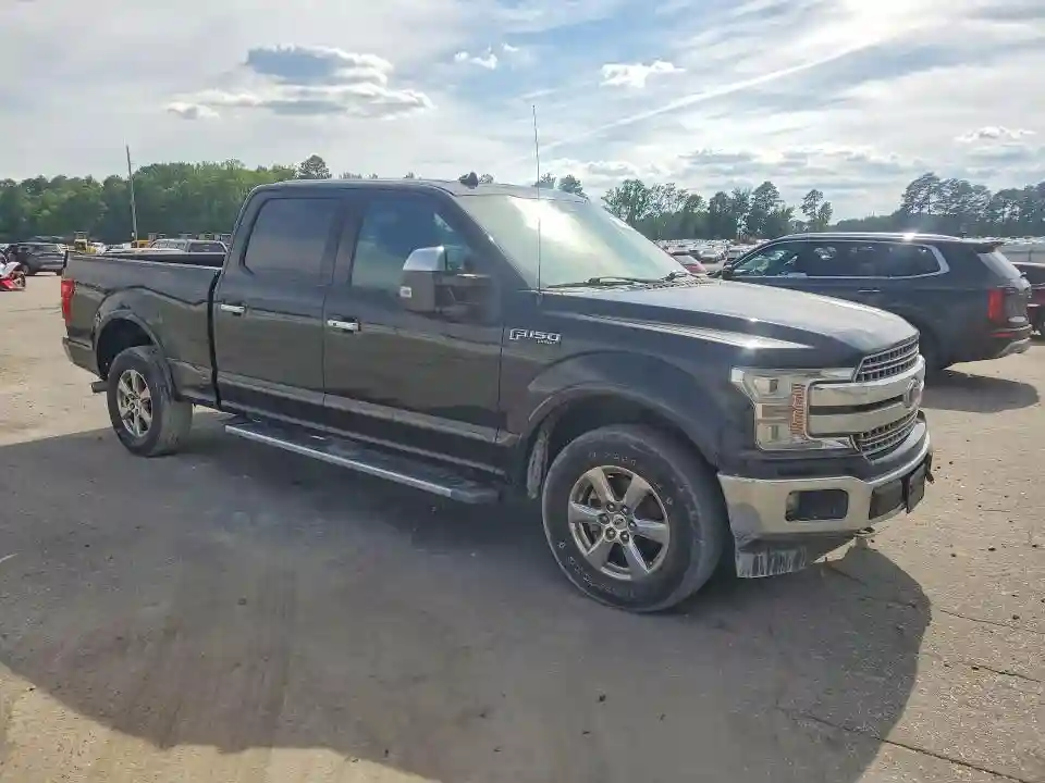 1FTFW1EG8JKE52224 2018 FORD F150-3