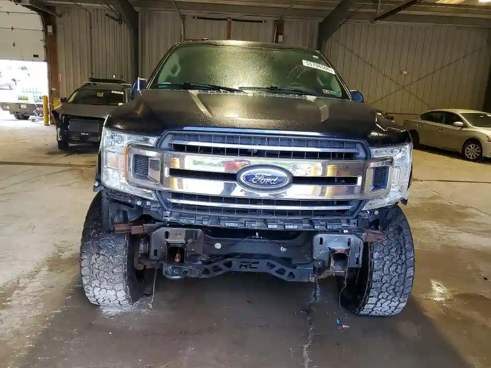 1FTEW1E51JFC32006 2018 FORD F150-4