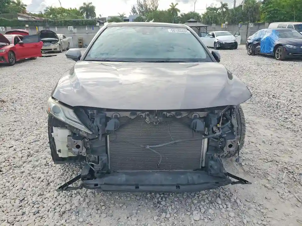 4T1B61HK4KU218274 2019 TOYOTA CAMRY-4
