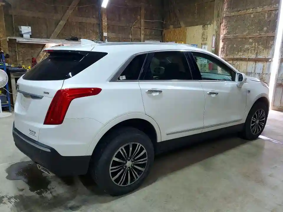 1GYKNDRS1HZ305420 2017 CADILLAC XT5-2