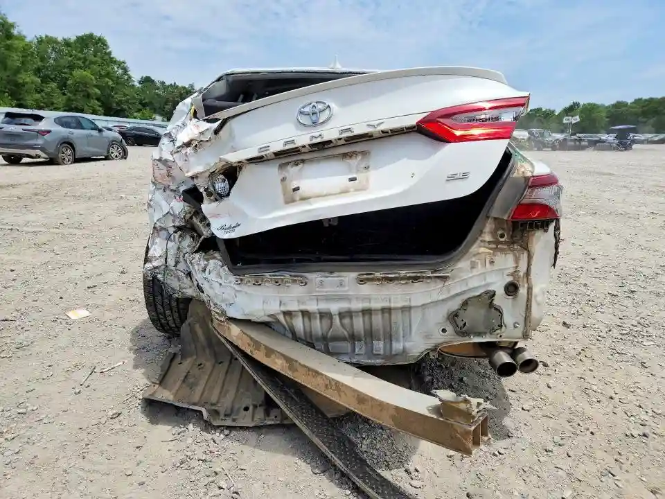 4T1G11AK6MU565350 2021 TOYOTA CAMRY-5