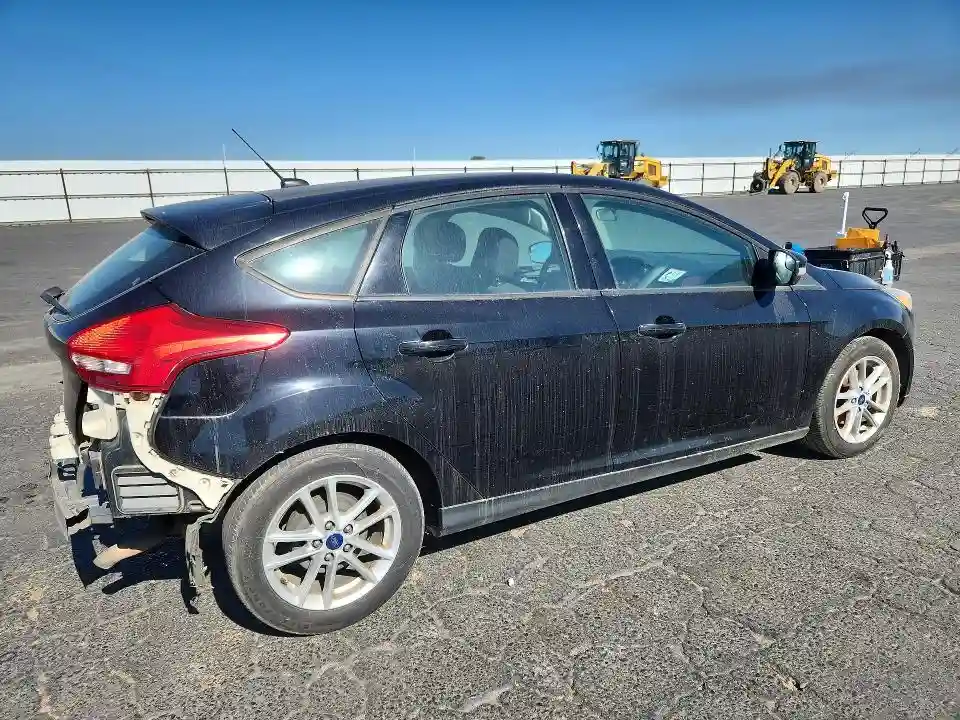 1FADP3K29GL351839 2016 FORD FOCUS-2