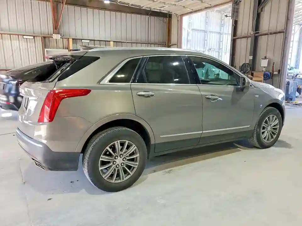 1GYKNBRS1HZ249225 2017 CADILLAC XT5-2