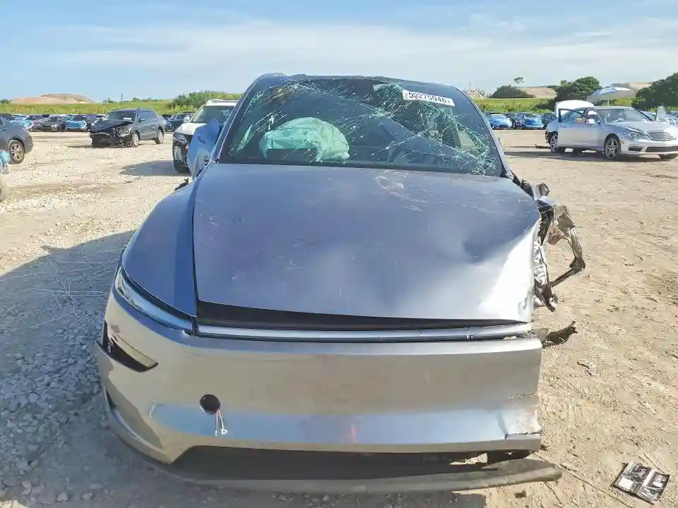 7SAYGDED1TA704277 2026 TESLA MODEL Y-4