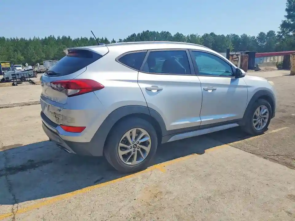 KM8J33A26HU432864 2017 HYUNDAI TUCSON ECO-2