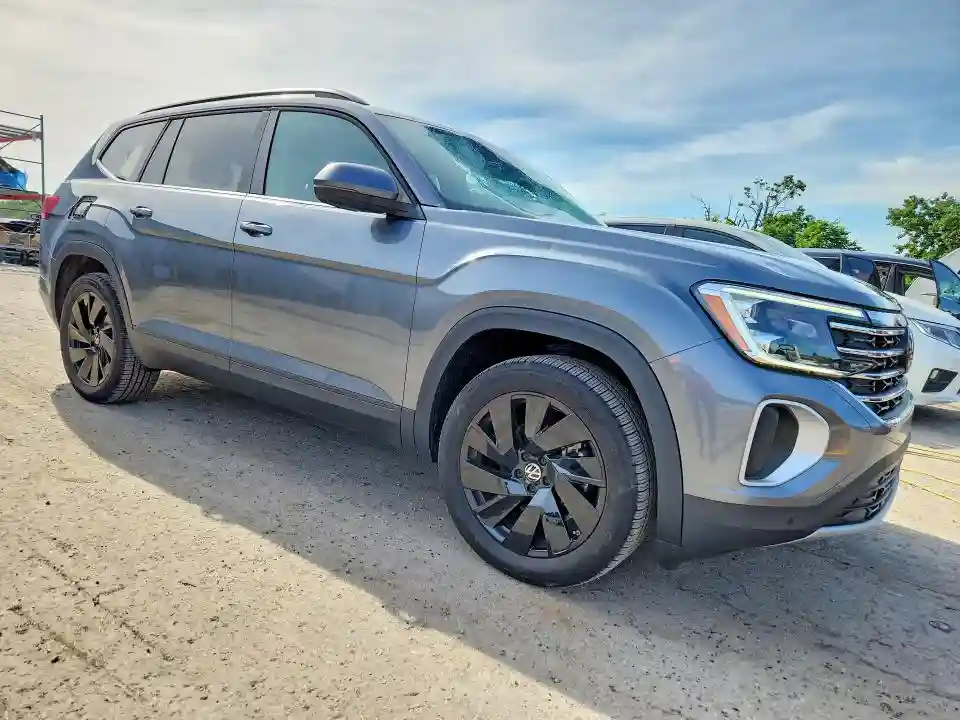 1V2HR2CA6RC602257 2024 VOLKSWAGEN ATLAS-3