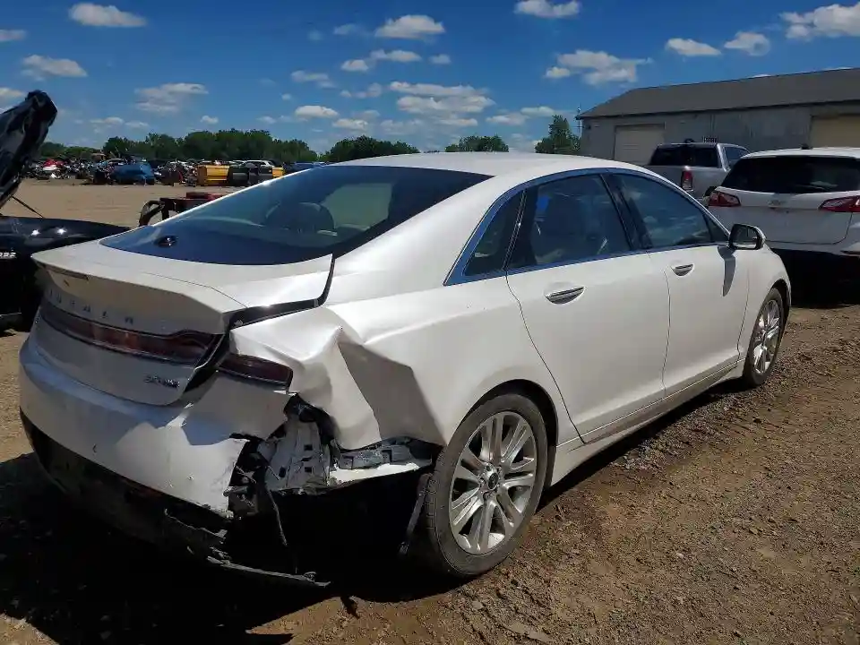 3LN6L2J92GR627492 2016 LINCOLN MKZ-2
