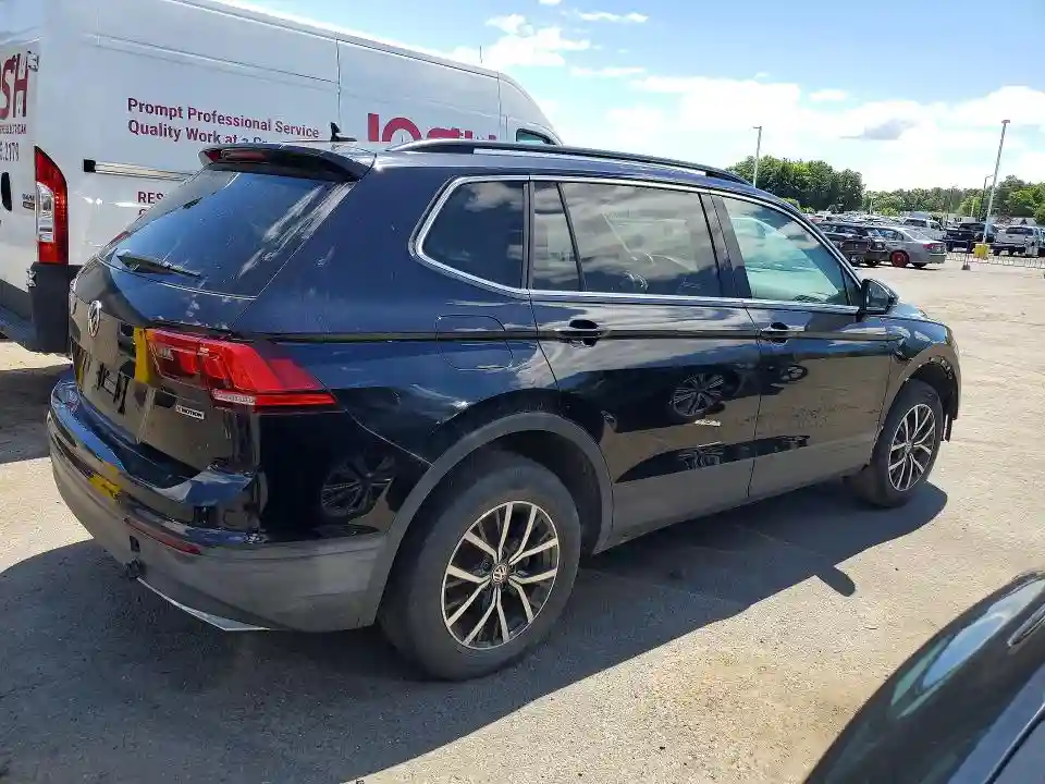 3VV2B7AX8KM056356 2019 VOLKSWAGEN TIGUAN-2