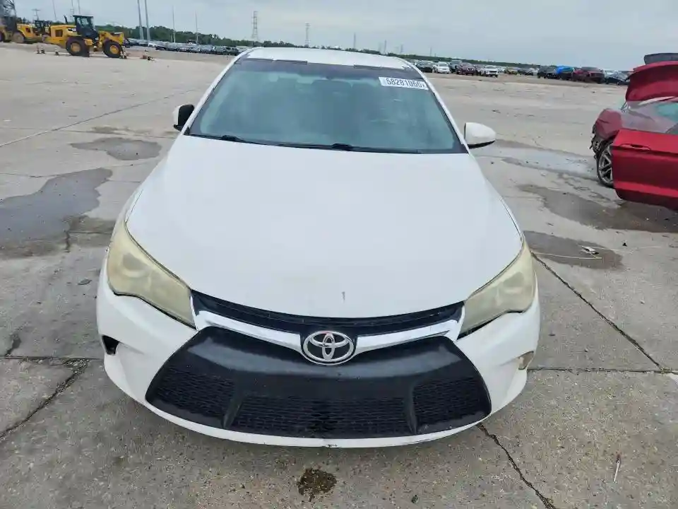 4T1BF1FK2FU064219 2015 TOYOTA CAMRY-4