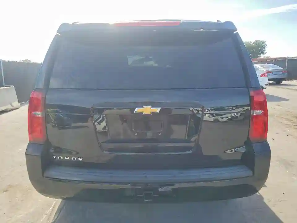 1GNSCAKC8JR270529 2018 CHEVROLET TAHOE-5