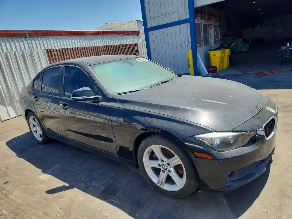 WBA3B1G54FNT04228 2015 BMW 3 SERIES-3