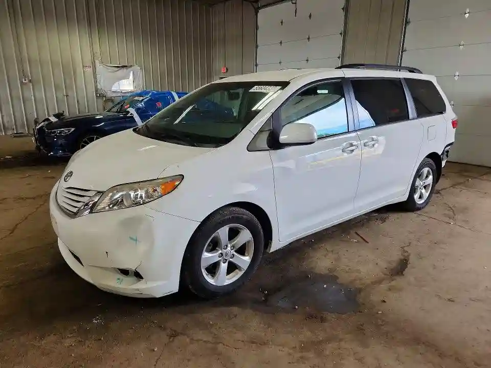 5TDKZ3DC5HS802993 2017 TOYOTA SIENNA-0