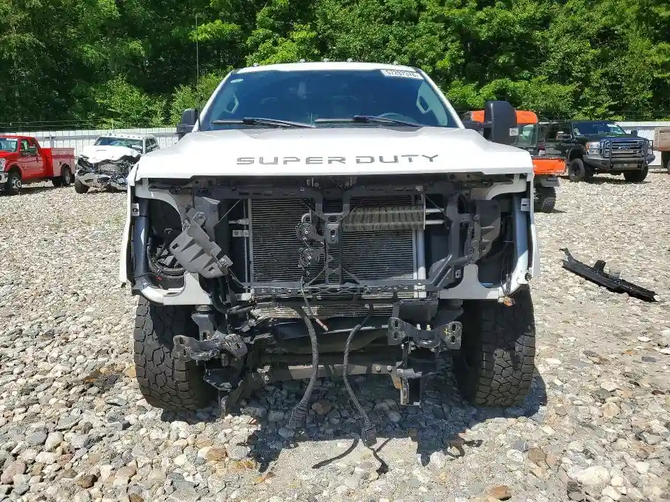1FT8X3BN4NEG28503 2022 FORD F350-4