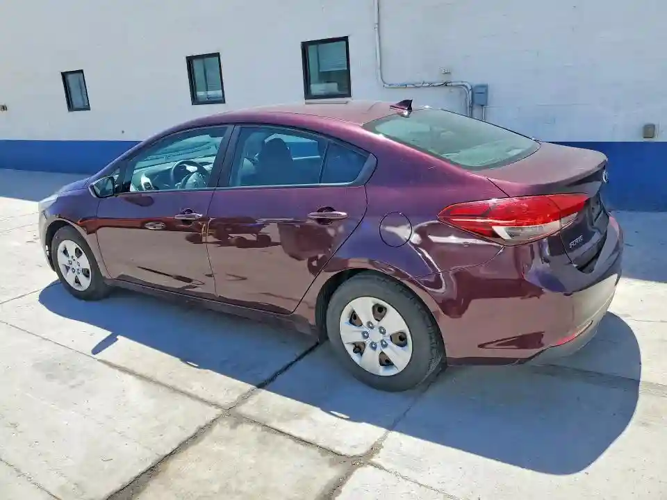 3KPFK4A79JE208698 2018 KIA FORTE-1