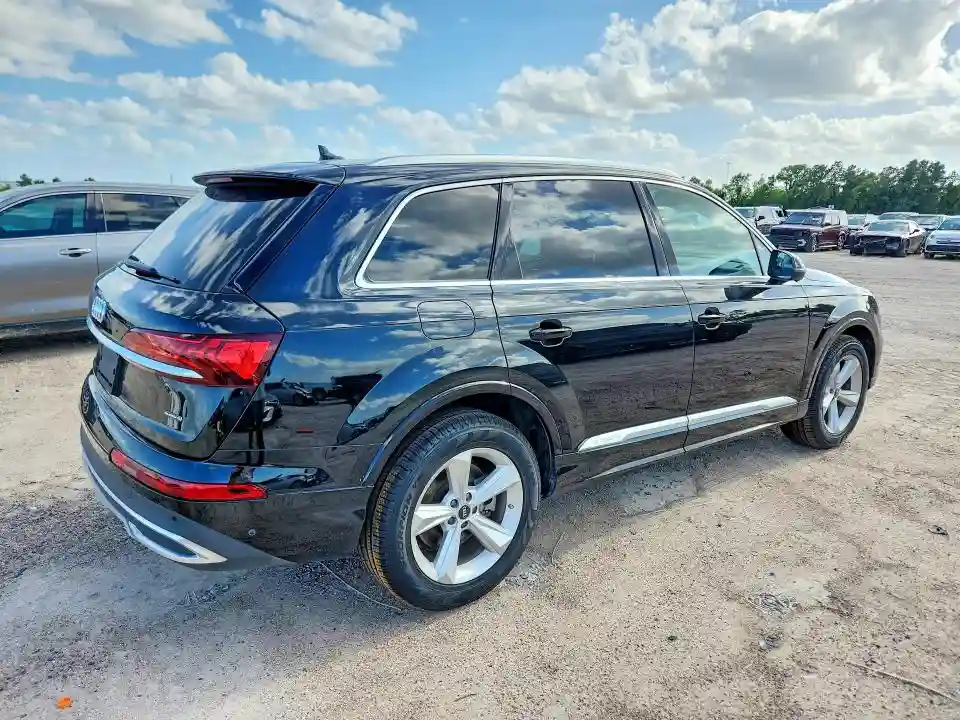 WA1ACBF78PD002670 2023 AUDI Q7-2