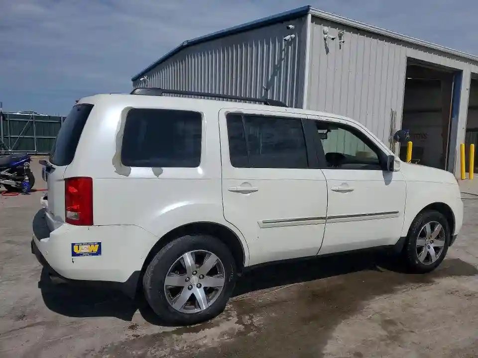 5FNYF3H99FB023020 2015 HONDA PILOT-2