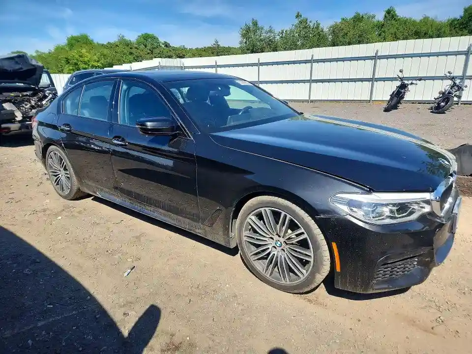 WBAJE7C31HG889573 2017 BMW 5 SERIES-3