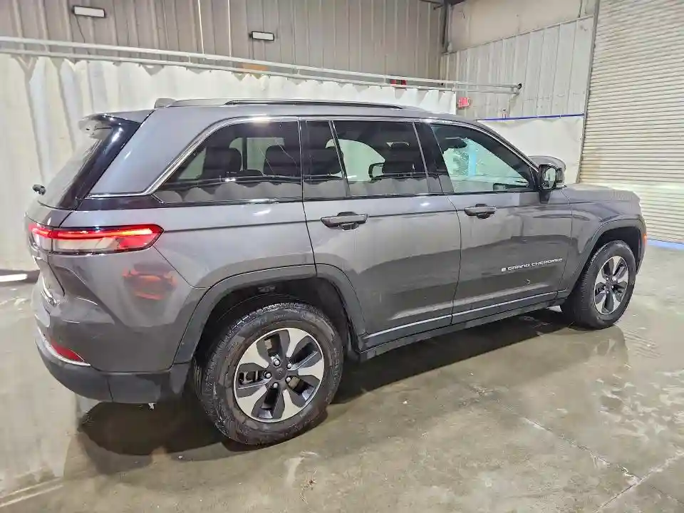 1C4RJYB68R8516156 2024 JEEP CHEROKEE-2