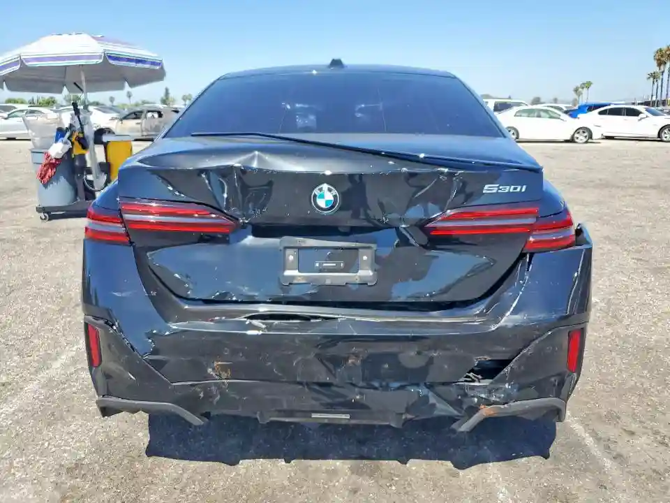 WBA43FJ09RCS16495 2024 BMW 5 SERIES-5