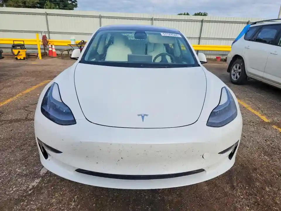 5YJ3E1EA3MF098714 2021 TESLA MODEL 3-4