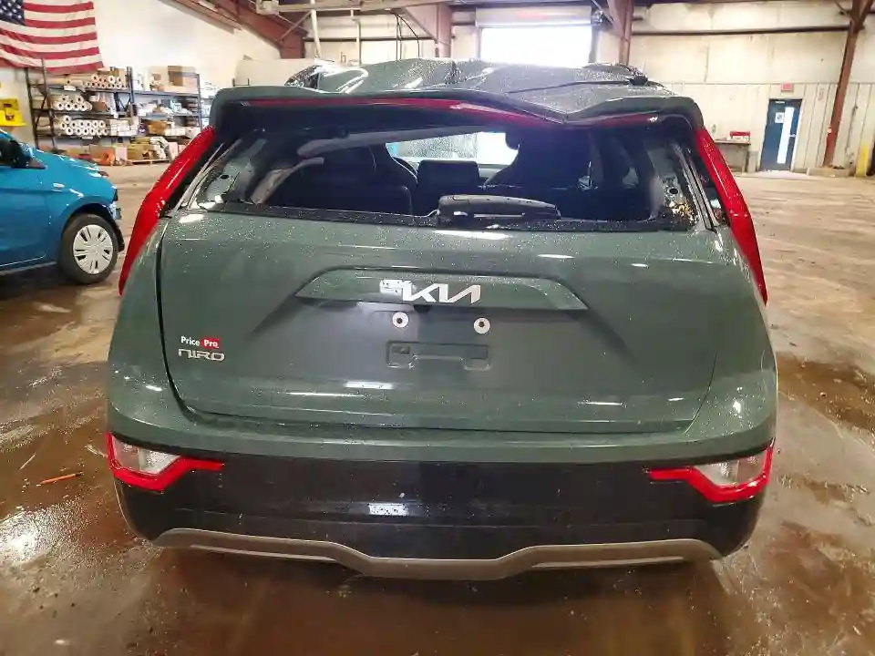 KNDCR3L16P5050021 2023 KIA NIRO-5
