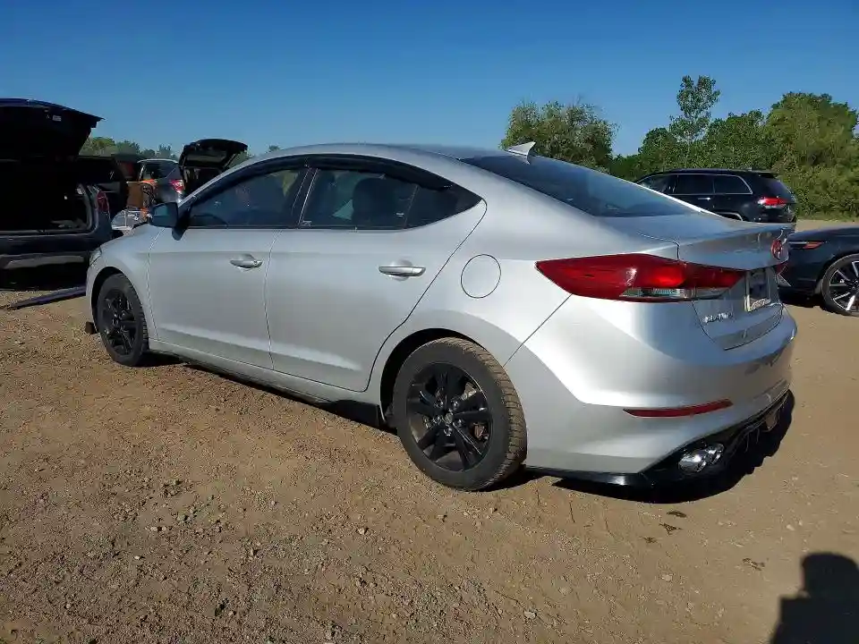 5NPD84LFXJH390806 2018 HYUNDAI ELANTRA-1