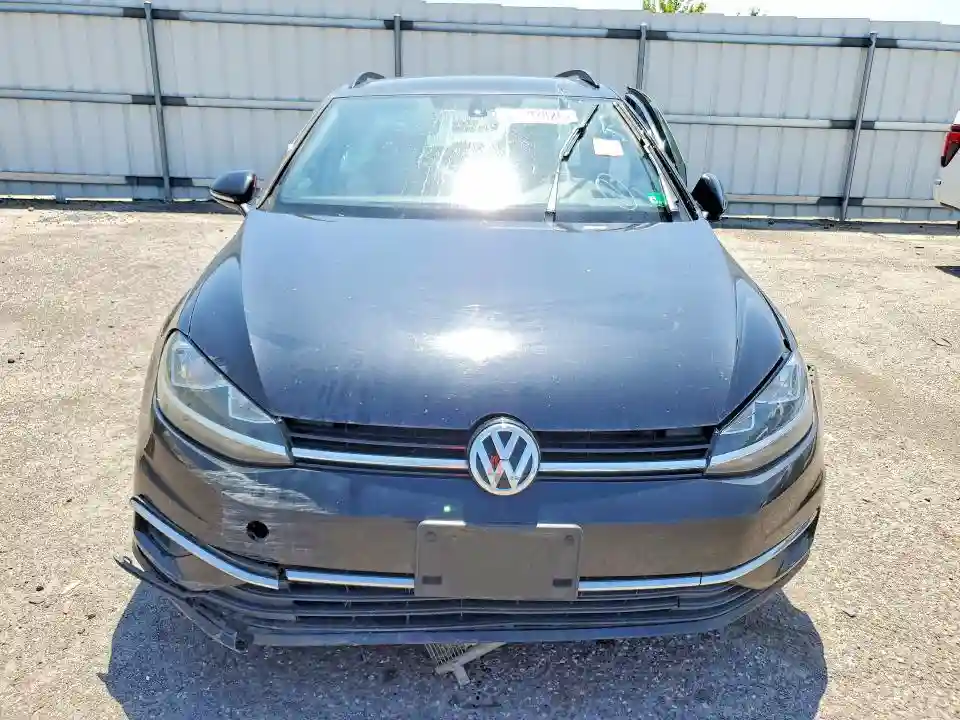 3VWD17AUXJM763440 2018 VOLKSWAGEN GOLF-4