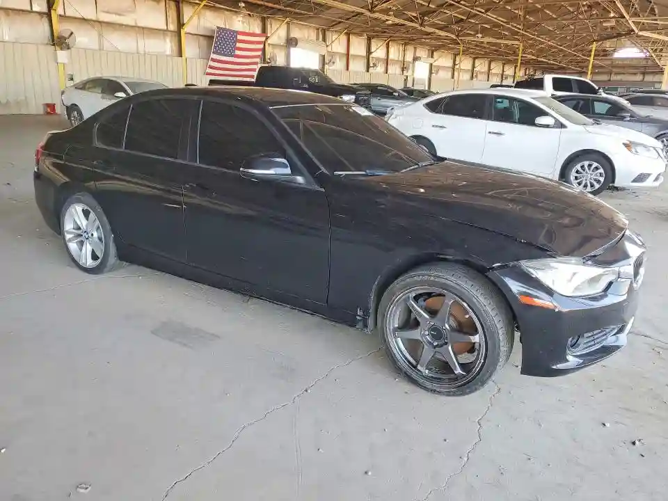 WBA8E1G52JNU91572 2018 BMW 3 SERIES-3