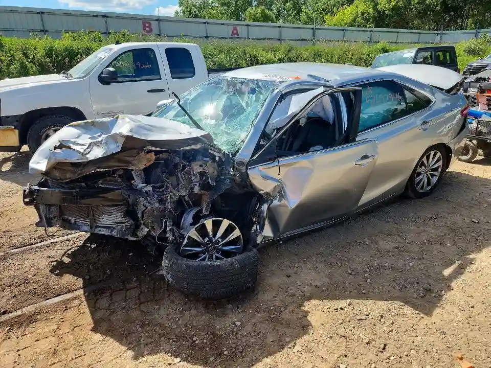 4T1BF1FK4GU119335 2016 TOYOTA CAMRY-0