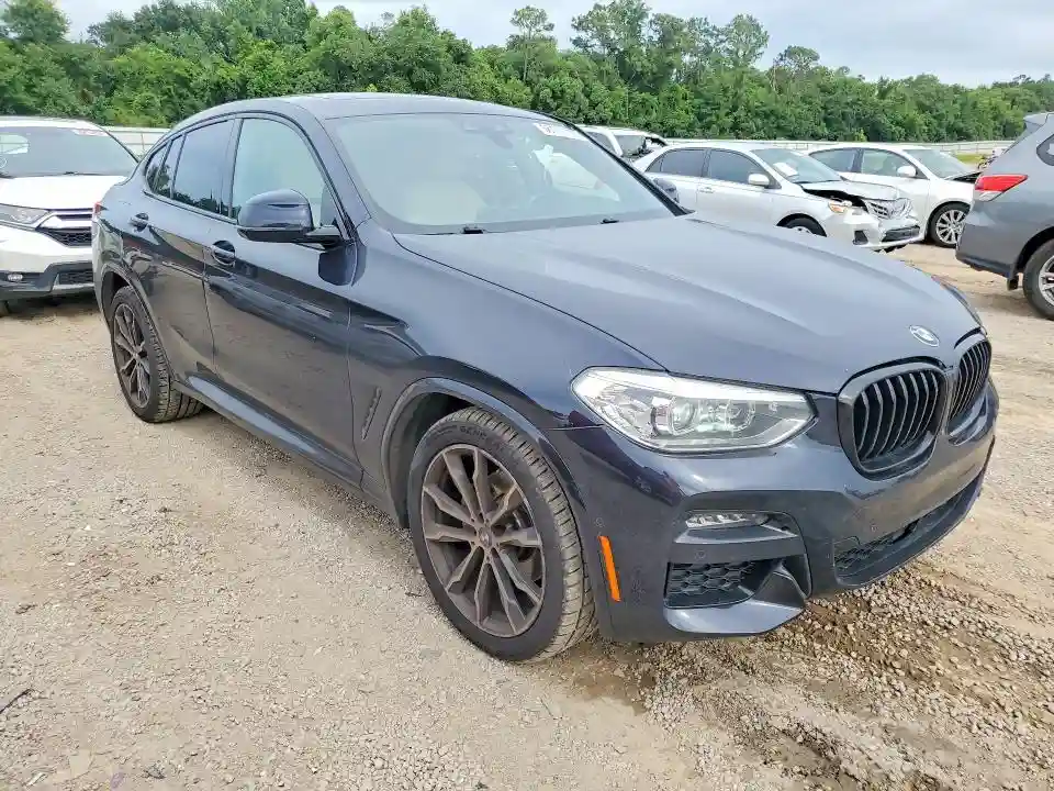 5UX2V1C01M9E46284 2021 BMW X4-3