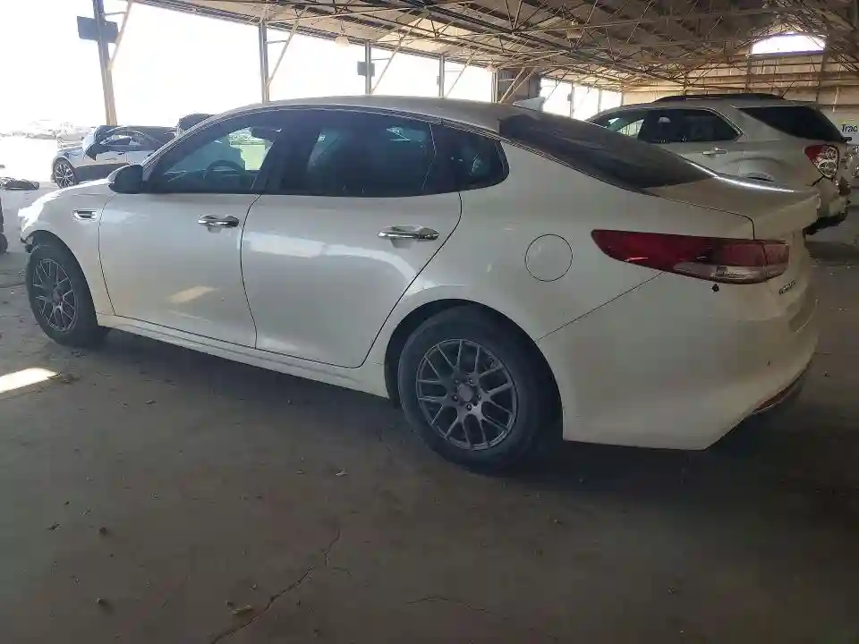 KNAGT4L33J5216509 2018 KIA OPTIMA-1
