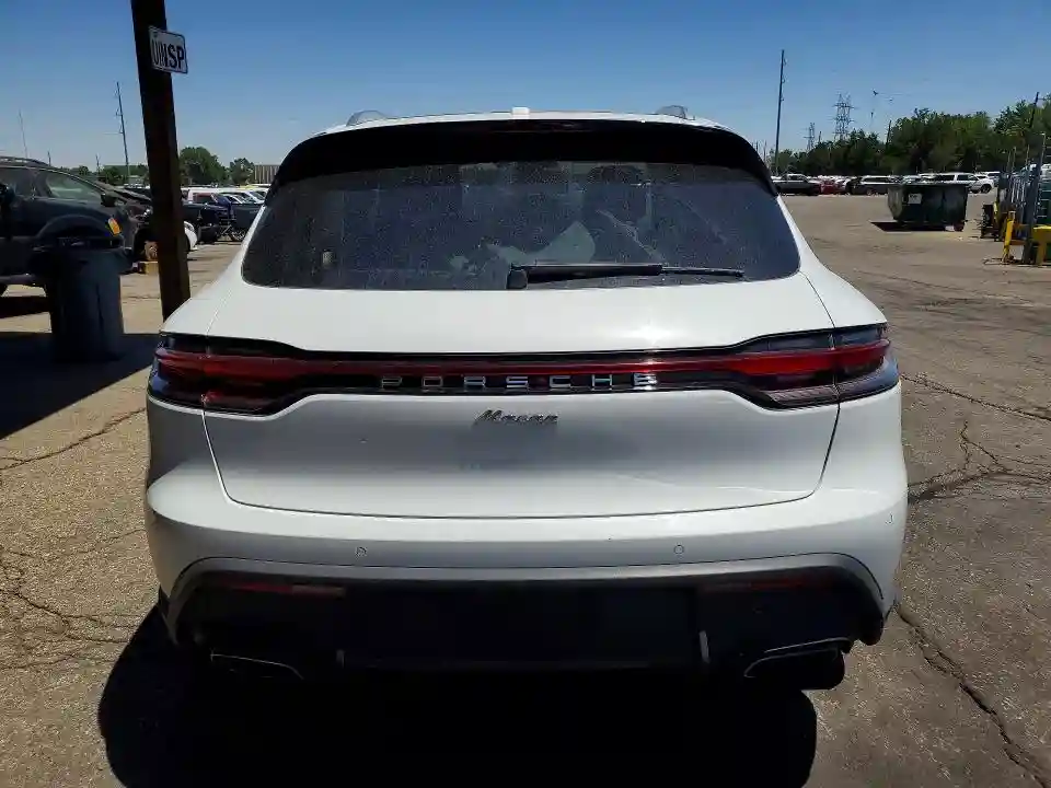 WP1AA2A51NLB07666 2022 PORSCHE MACAN-5