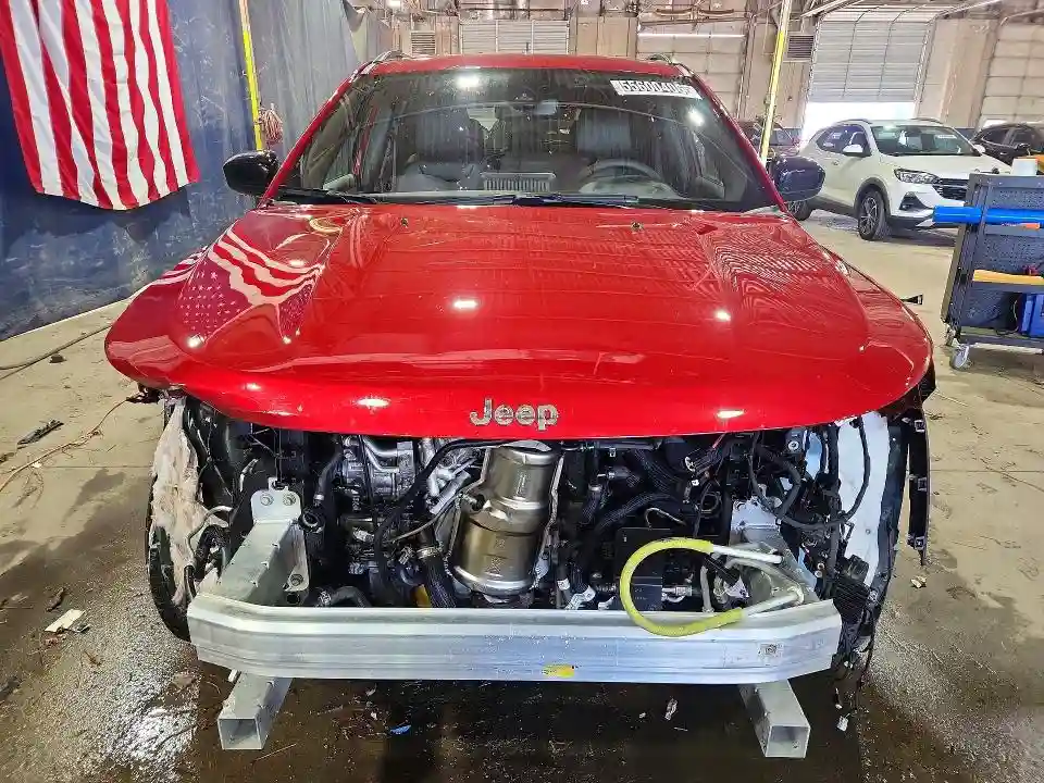 3C4NJDBN4ST617264 2025 JEEP COMPASS-4